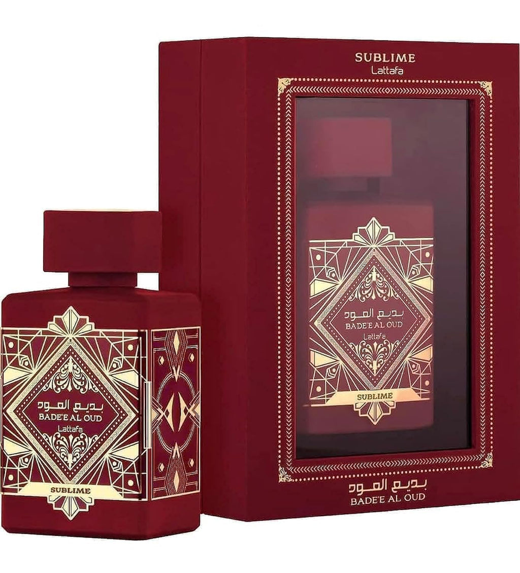 Hub Wavy Lattafa Bade'e Al Oud Sublime perfume bottle, luxurious unisex fragrance in 100ml bottle with elegant design.