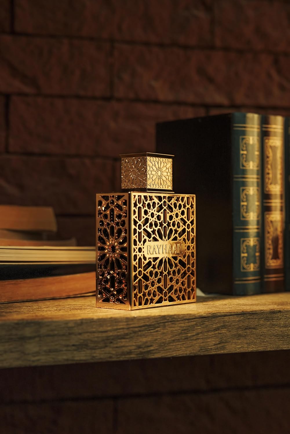 Hub Wavy Rayhaan Elixir Eau de Parfum spray for unisex, 3.4 oz, featuring luxurious fragrance in a sleek bottle.