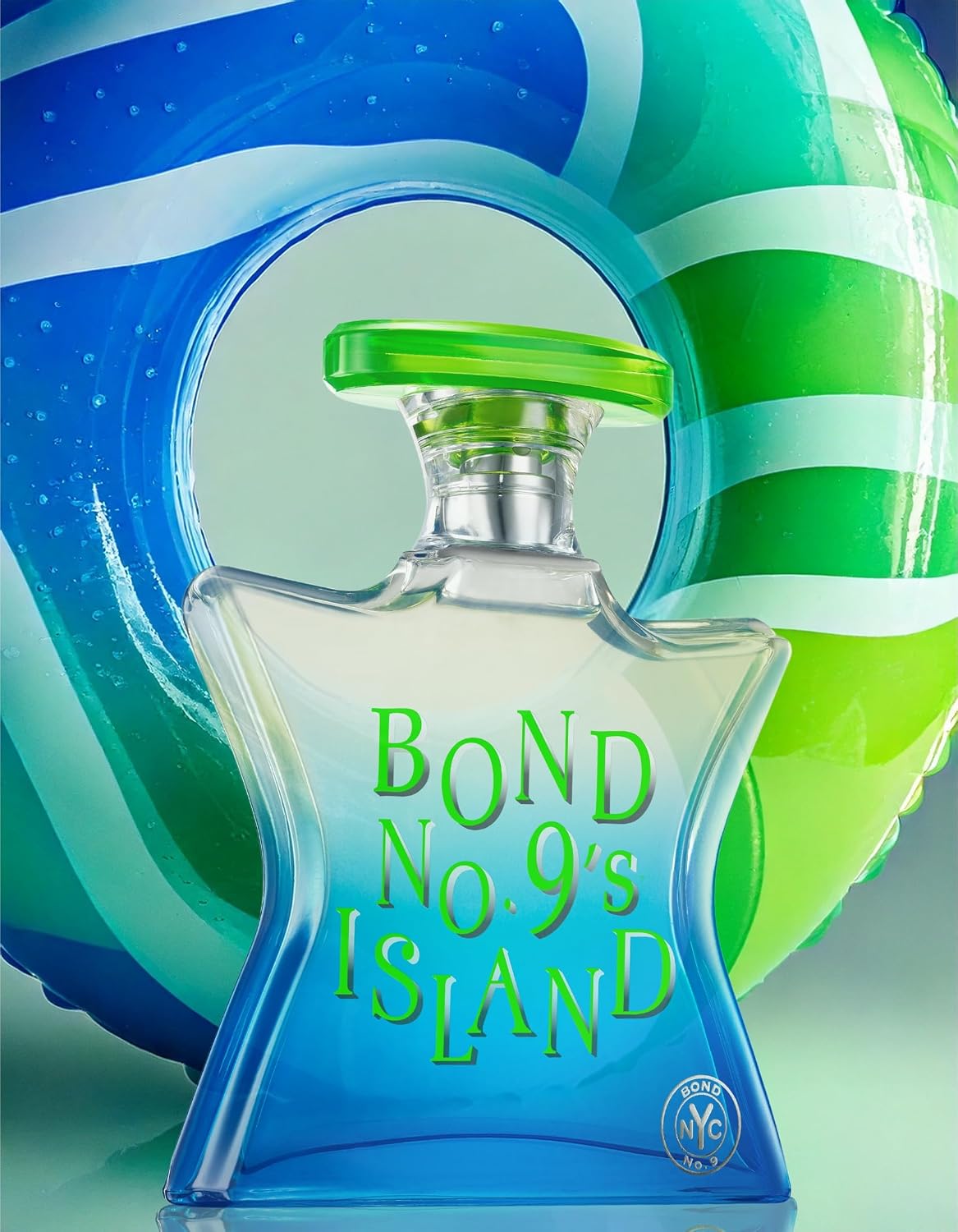Hub Wavy Bond No. 9 New York Island unisex perfume bottle, 3.4 fl oz, with sleek design and vibrant label.