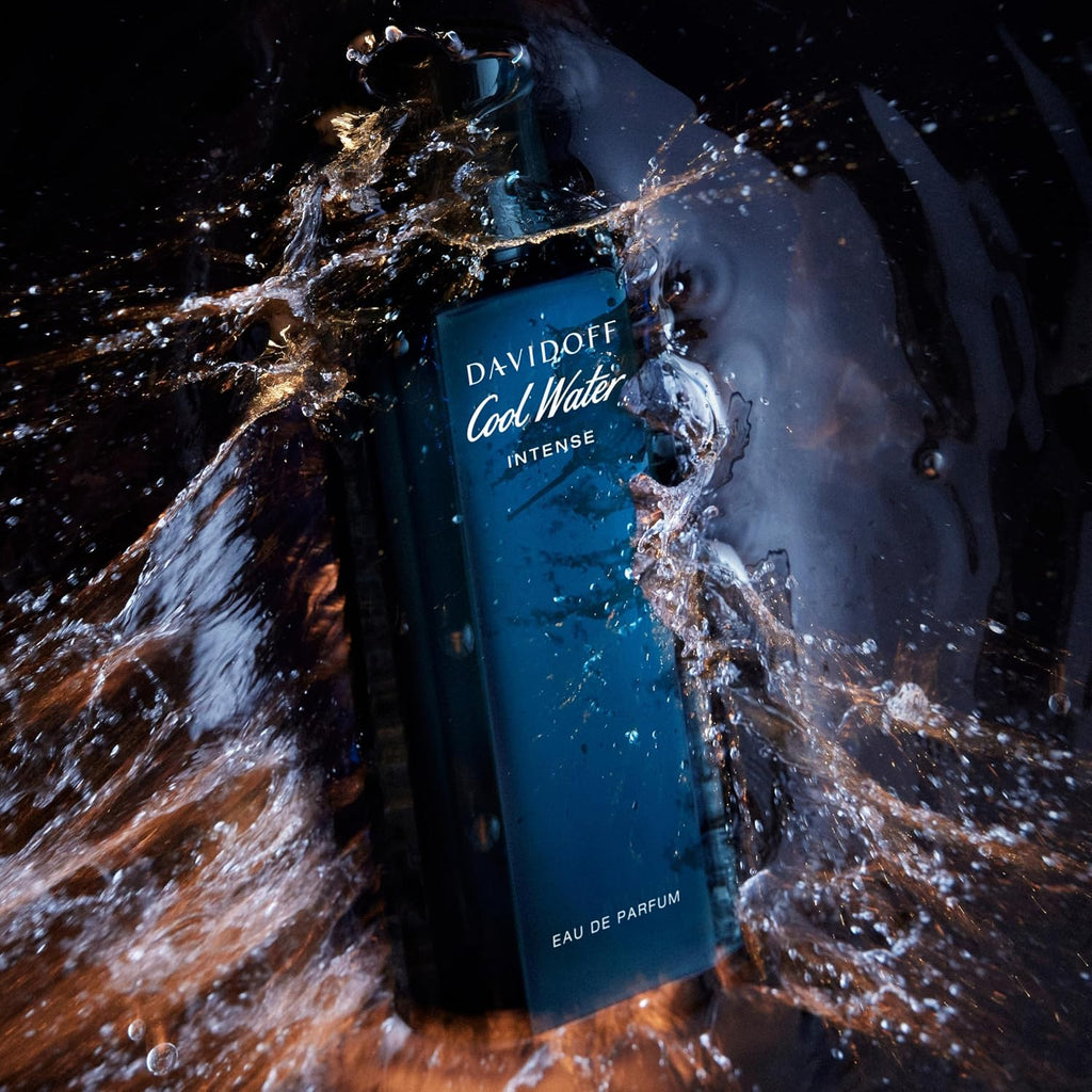 Hub Wavy Davidoff Cool Water Intense men's perfume bottle with woody fresh scent, 4.2 oz / 125 ml, sleek design.